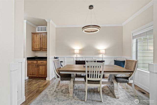 901 SW Norpoint Court, Port Orchard, WA 98367