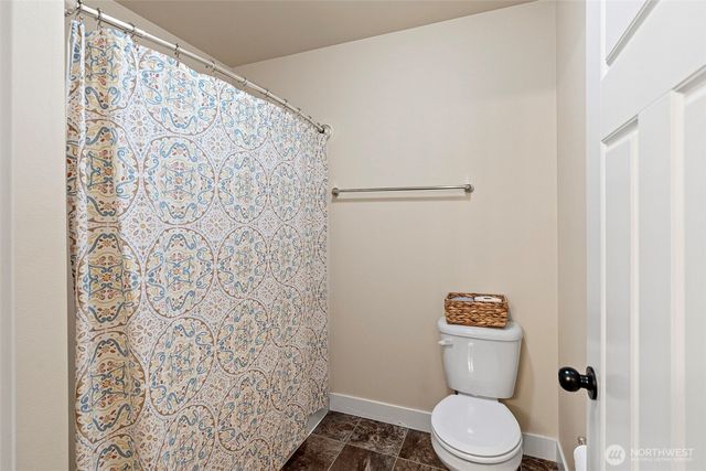 901 SW Norpoint Court, Port Orchard, WA 98367