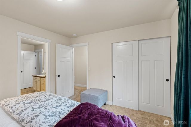901 SW Norpoint Court, Port Orchard, WA 98367