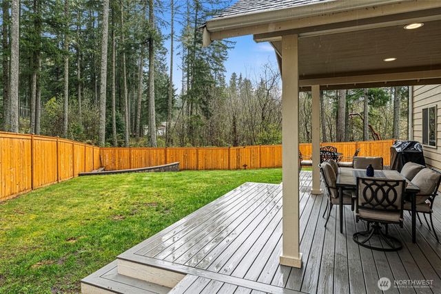 901 SW Norpoint Court, Port Orchard, WA 98367
