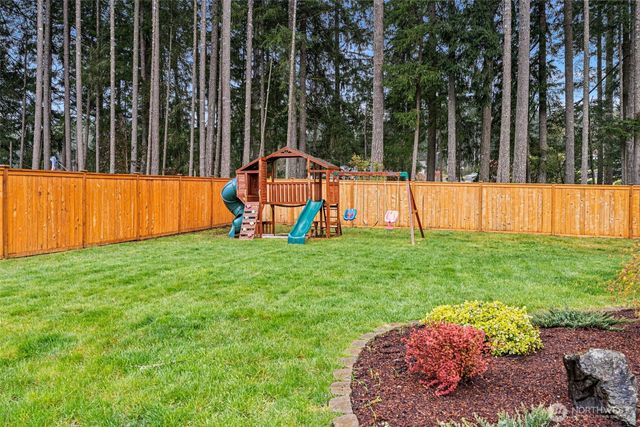 901 SW Norpoint Court, Port Orchard, WA 98367