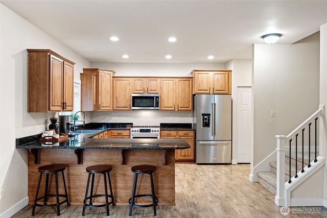 901 SW Norpoint Court, Port Orchard, WA 98367