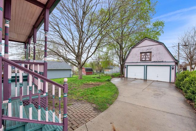116 Washington AVENUE, Waukesha, WI 53188