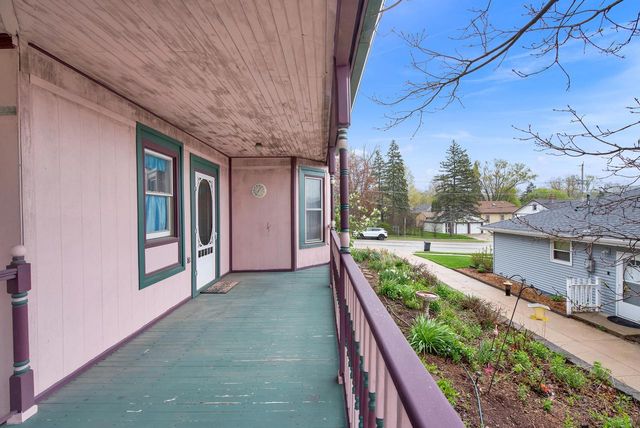 116 Washington AVENUE, Waukesha, WI 53188
