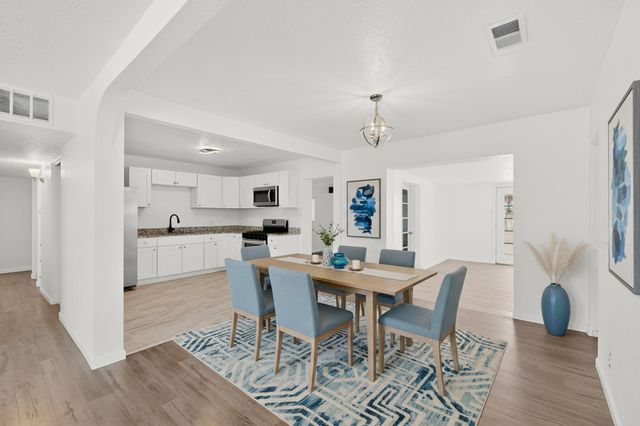 8715 Claremont Avenue NE, Albuquerque, NM 87112