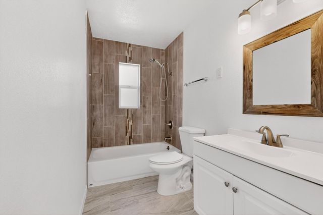 8715 Claremont Avenue NE, Albuquerque, NM 87112