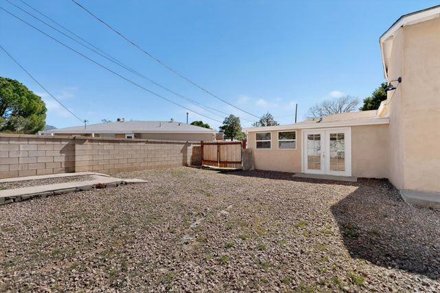 8715 Claremont Avenue NE, Albuquerque, NM 87112