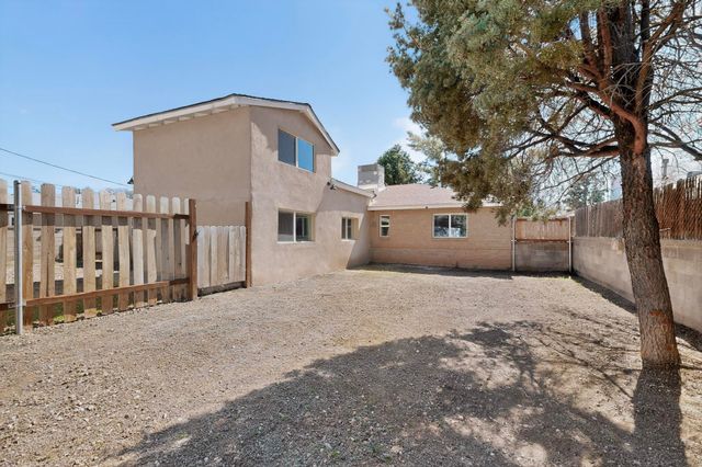 8715 Claremont Avenue NE, Albuquerque, NM 87112