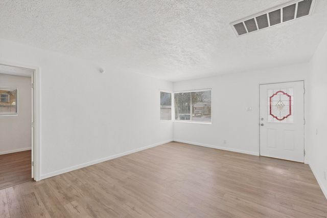 8715 Claremont Avenue NE, Albuquerque, NM 87112