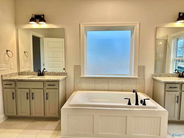 124 Fairways Pass, Meridianville, AL 35759