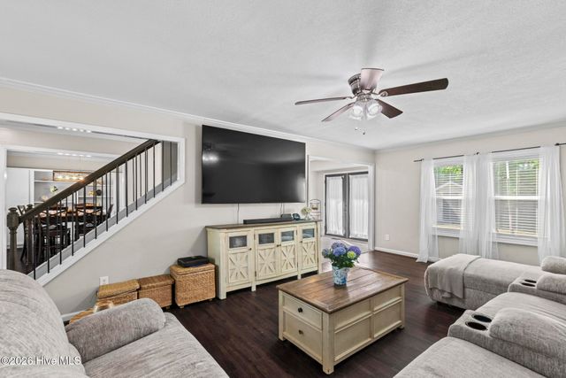 2724 Northwoods Drive, Jacksonville, NC 28540