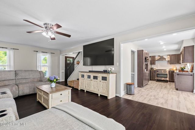 2724 Northwoods Drive, Jacksonville, NC 28540