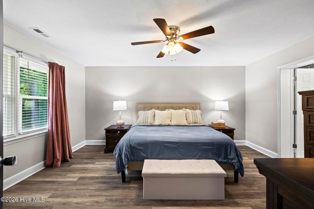 2724 Northwoods Drive, Jacksonville, NC 28540