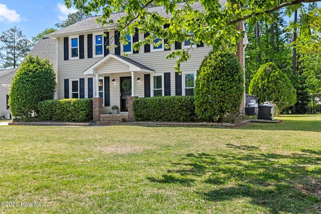 2724 Northwoods Drive, Jacksonville, NC 28540