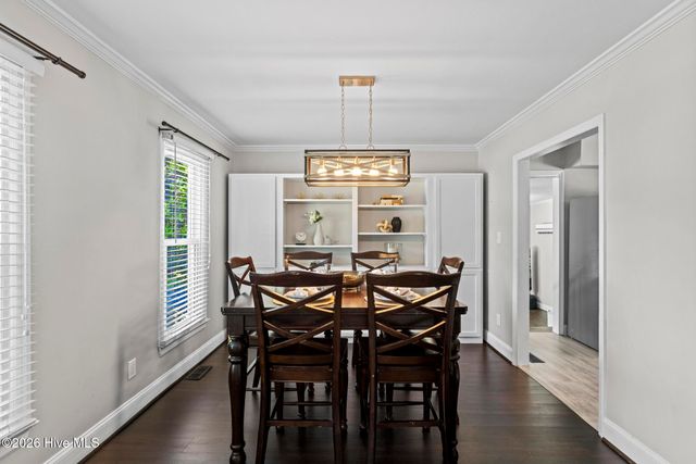 2724 Northwoods Drive, Jacksonville, NC 28540