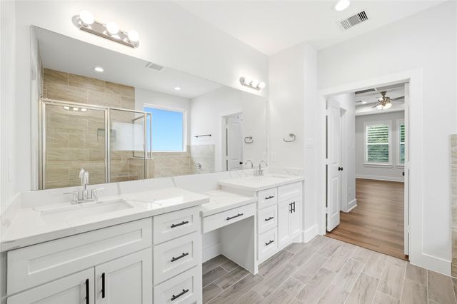 2125 Paul Quinn Street, Houston, TX 77091