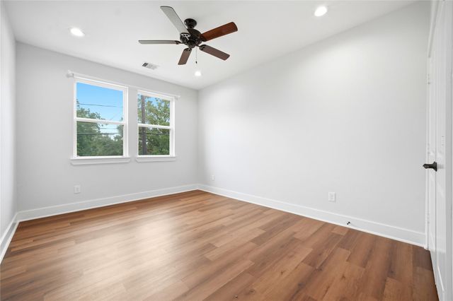 2125 Paul Quinn Street, Houston, TX 77091