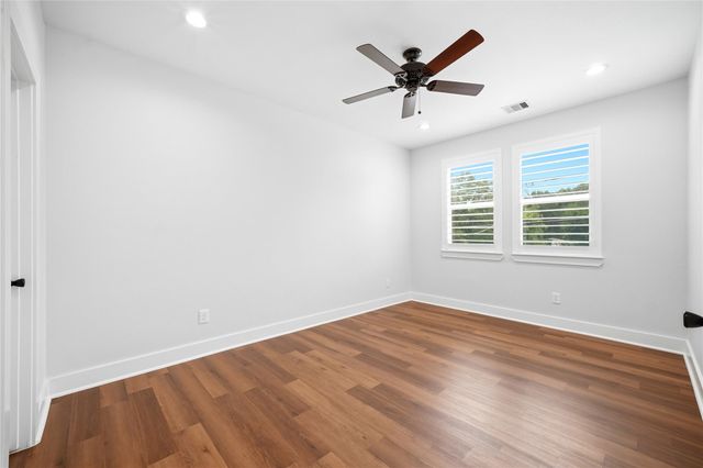 2125 Paul Quinn Street, Houston, TX 77091