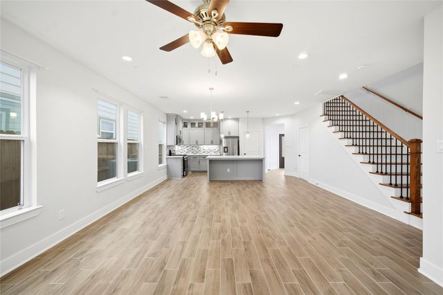 2125 Paul Quinn Street, Houston, TX 77091