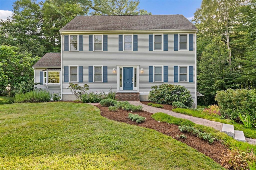 29 Indian Ridge, Bridgewater, MA 02324