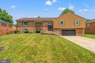 11400 DUNDEE DR, Bowie, MD 20721