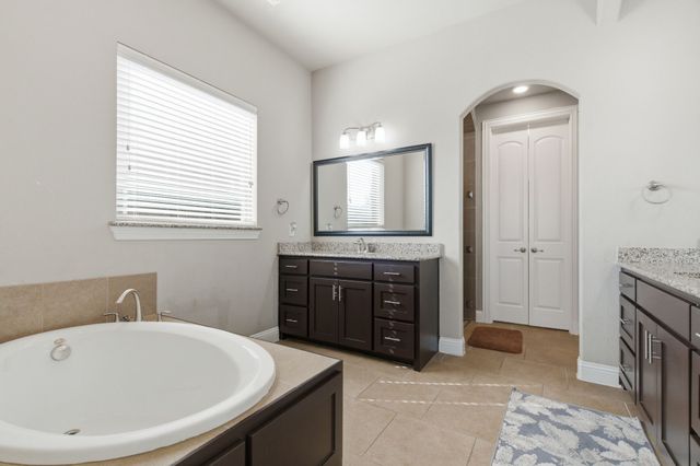 7452 Reverchon Drive, Irving, TX 75063