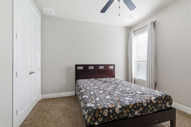 7452 Reverchon Drive, Irving, TX 75063
