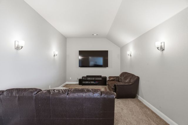 7452 Reverchon Drive, Irving, TX 75063