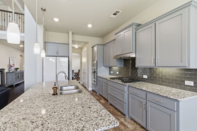 7452 Reverchon Drive, Irving, TX 75063