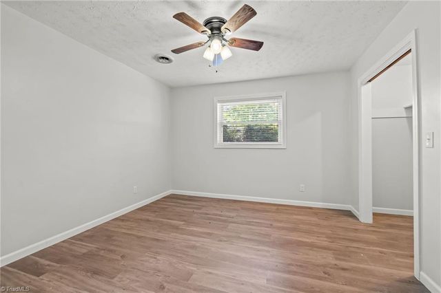 18 Colonial Drive, Lexington, NC 27292