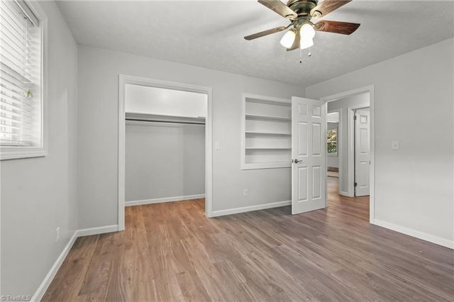 18 Colonial Drive, Lexington, NC 27292