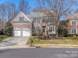 614 Ashgrove Lane, Charlotte, NC 28270