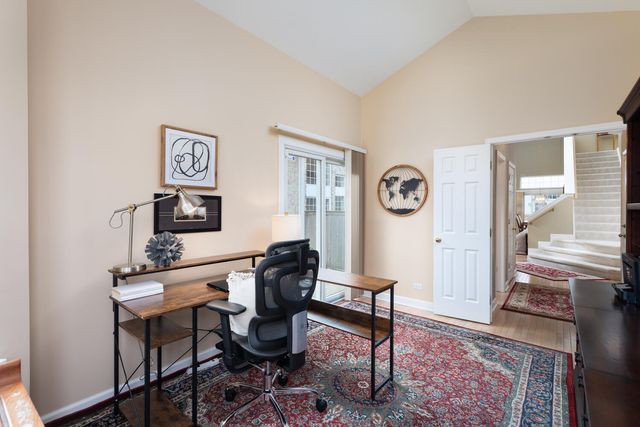 1606 FAIRFAX Lane, Oakbrook Terrace, IL 60181