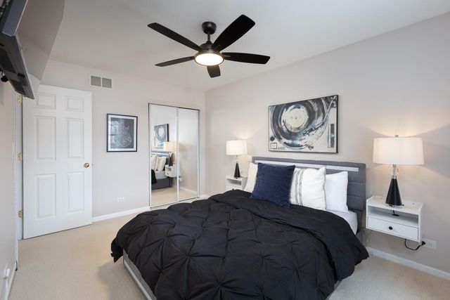 1606 FAIRFAX Lane, Oakbrook Terrace, IL 60181