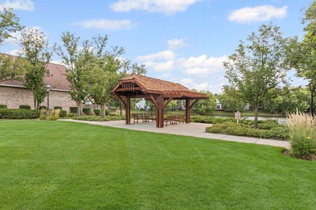 1606 FAIRFAX Lane, Oakbrook Terrace, IL 60181