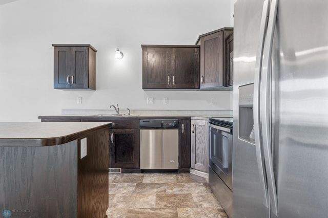 1324 4th Street NW, West Fargo, ND 58078