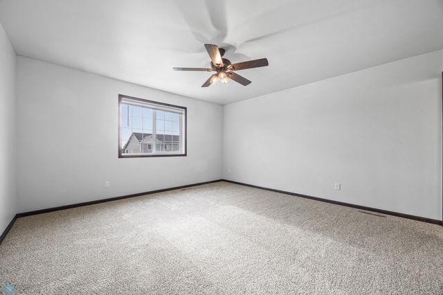 1324 4th Street NW, West Fargo, ND 58078