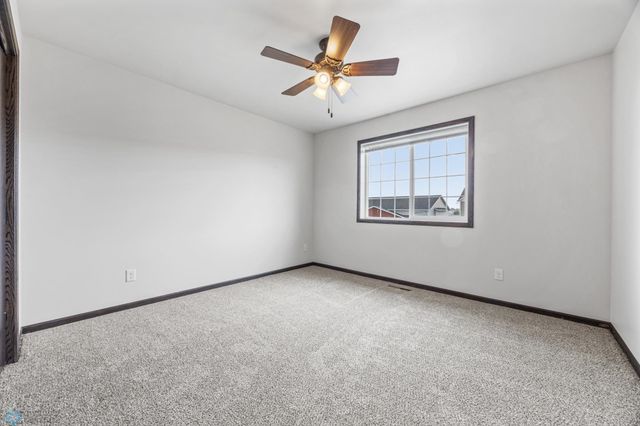 1324 4th Street NW, West Fargo, ND 58078