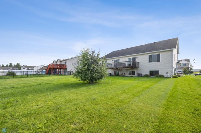 1324 4th Street NW, West Fargo, ND 58078