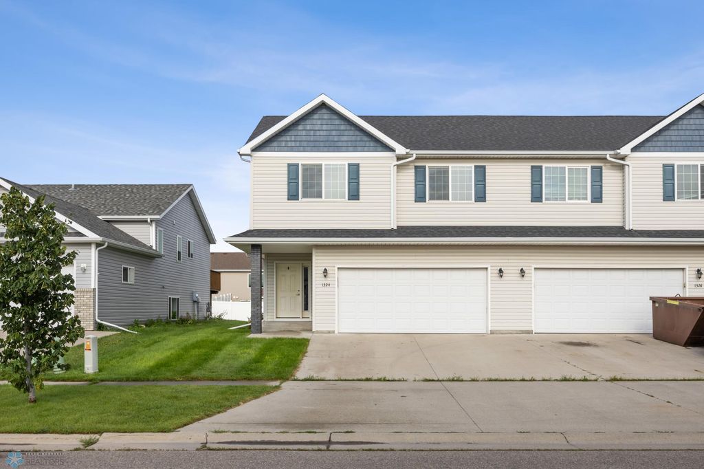 1324 4th Street NW, West Fargo, ND 58078