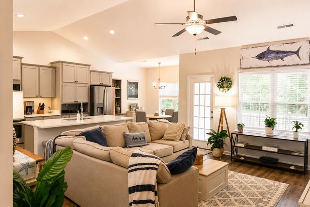 511 Grain Field Dr., Georgetown, SC 29440