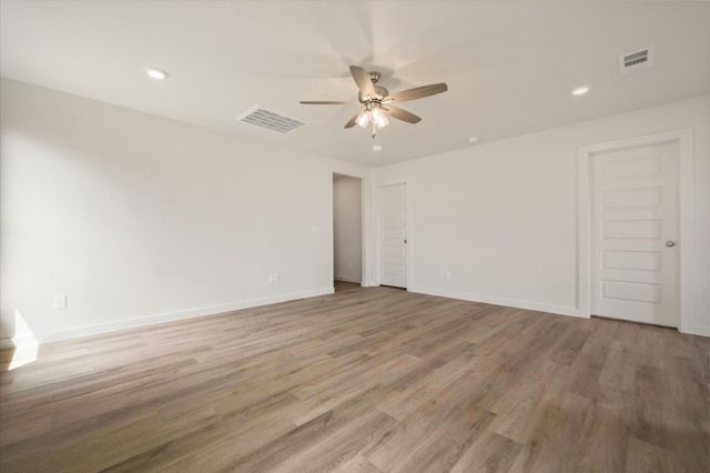 7415 64th Street, Lubbock, TX 79407