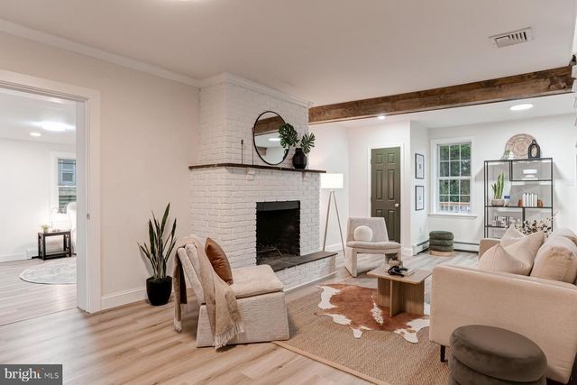 17 GIRARD AVE, Lancaster, PA 17603