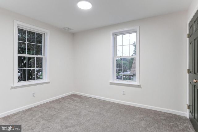 17 GIRARD AVE, Lancaster, PA 17603
