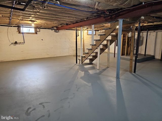 17 GIRARD AVE, Lancaster, PA 17603