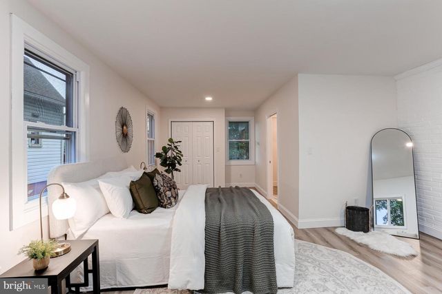 17 GIRARD AVE, Lancaster, PA 17603