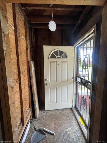 2454 Glynn Court, Detroit, MI 48206