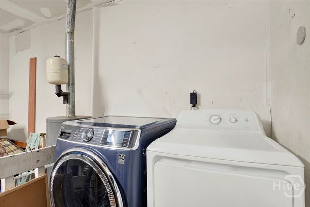 42 E Deerwood Road, Savannah, GA 31410