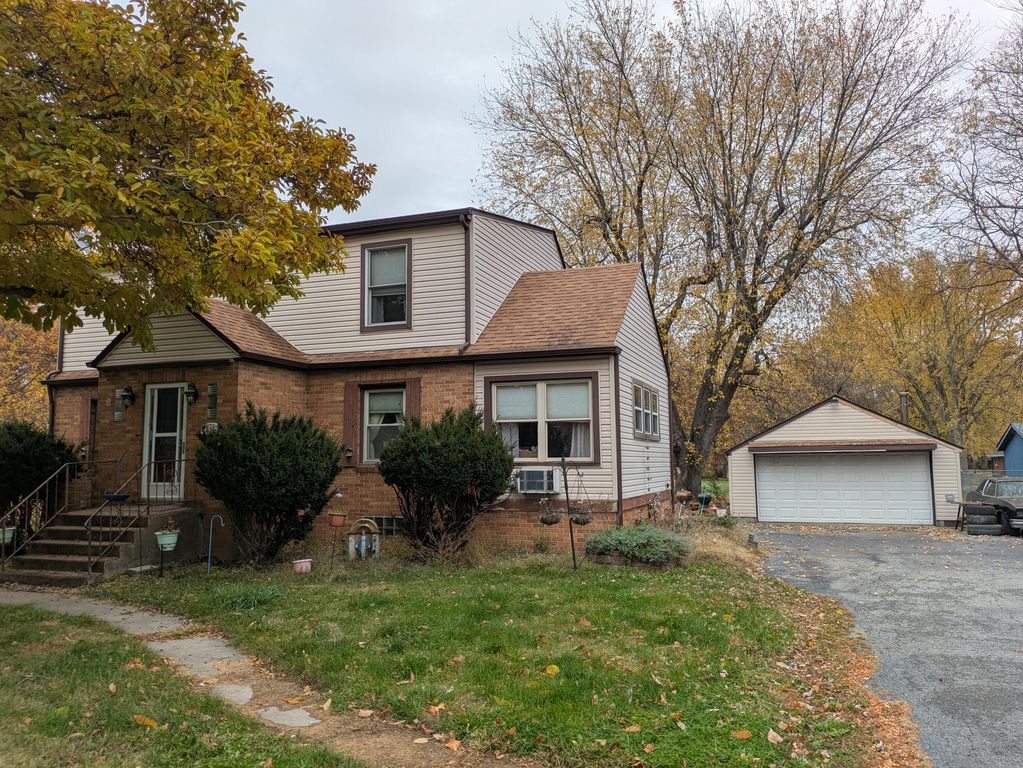 315 N Hobart Road, Hobart, IN 46342