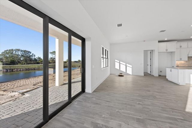 19111 FOX LANDING PLACE, Lakewood Ranch, FL 34211